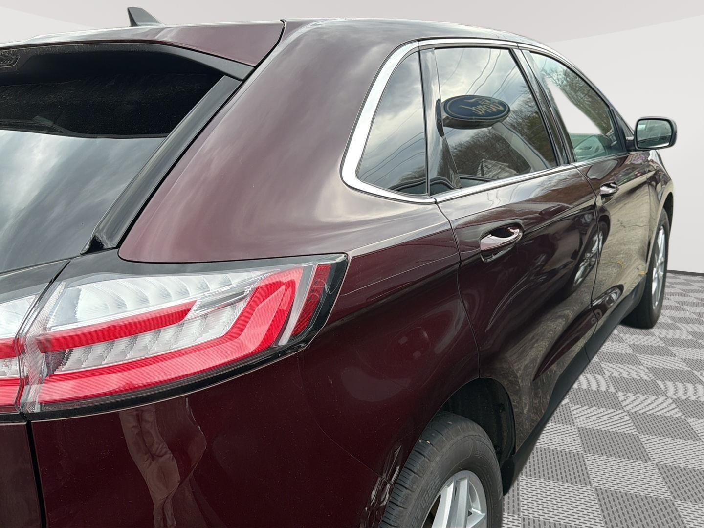 2024 Ford Edge SEL - 6