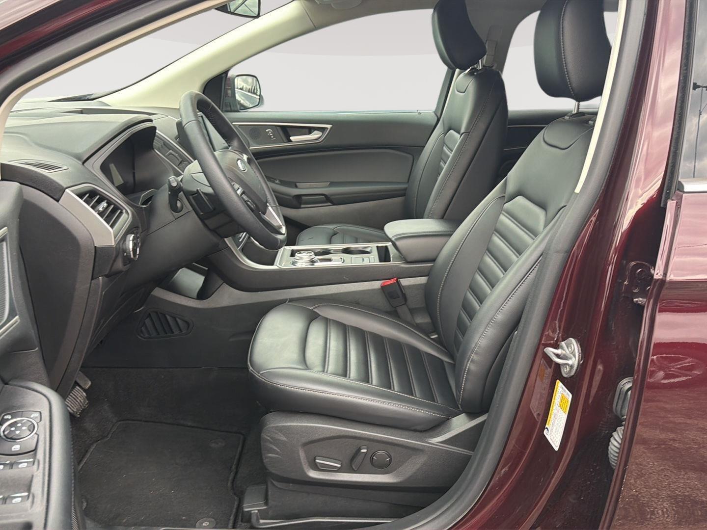 2024 Ford Edge SEL - 9