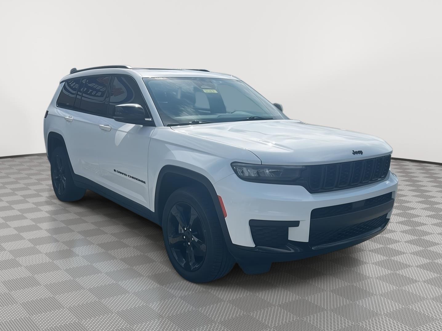 2023 Jeep Grand Cherokee L Altitude - 3