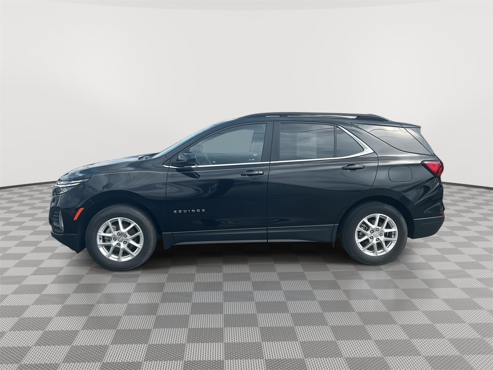 2022 Chevrolet Equinox LT - 1