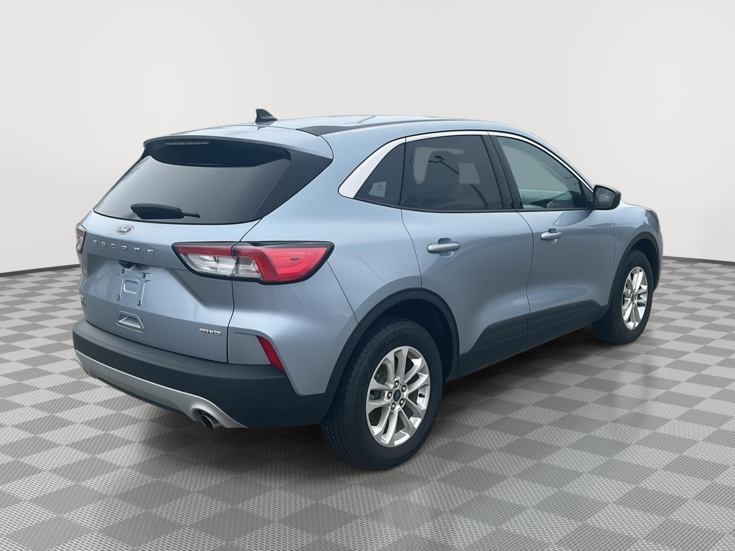 2022 Ford ESCAPE SE Base - 5