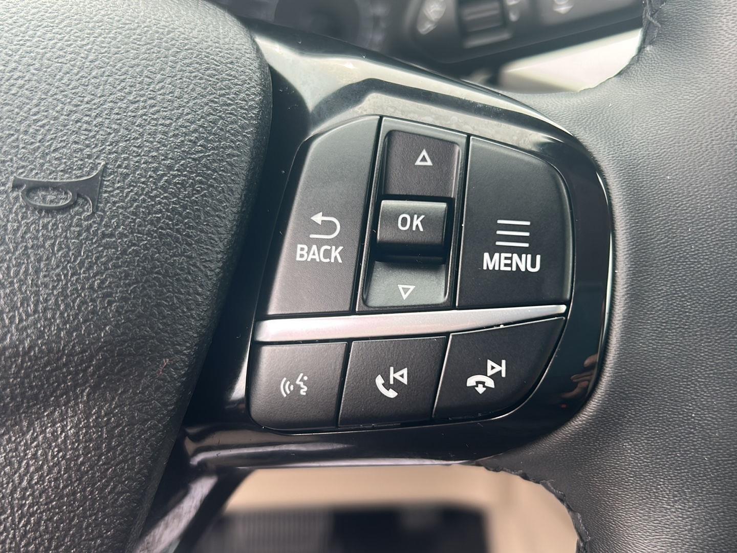 2022 Ford ESCAPE SE Base - 10