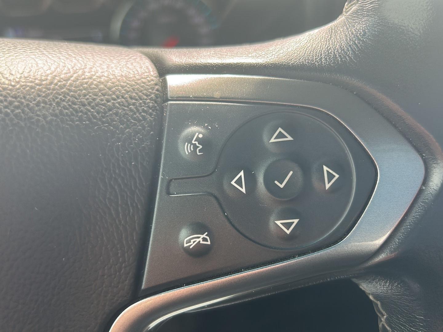 2019 Chevrolet Silverado 1500 LD LT - 11