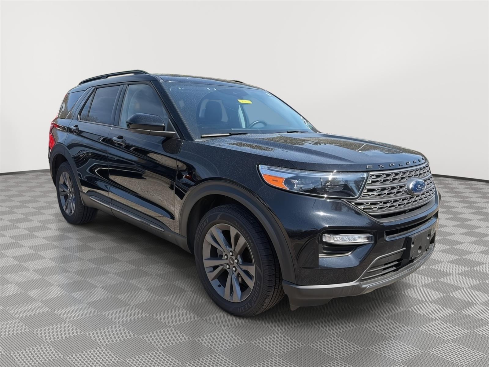 2023 Ford Explorer XLT - 5