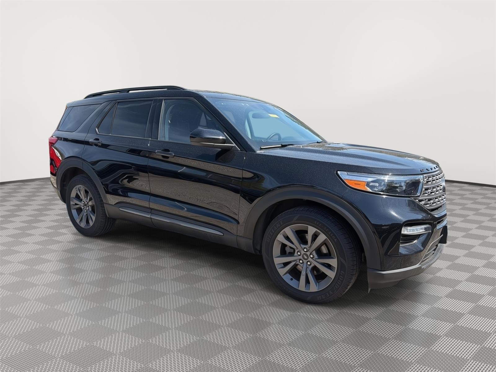 2023 Ford Explorer XLT - 6