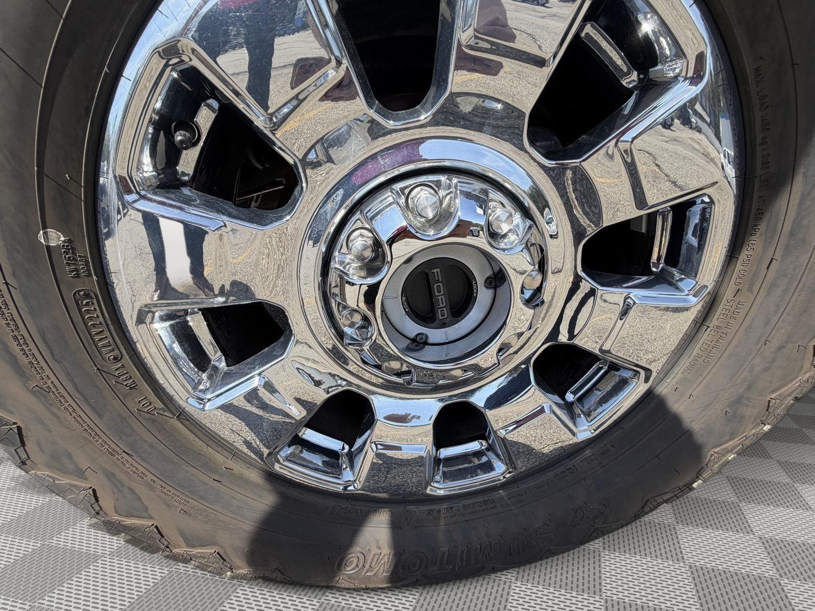 2026 Ford Super Duty F-350 Lariat - 9