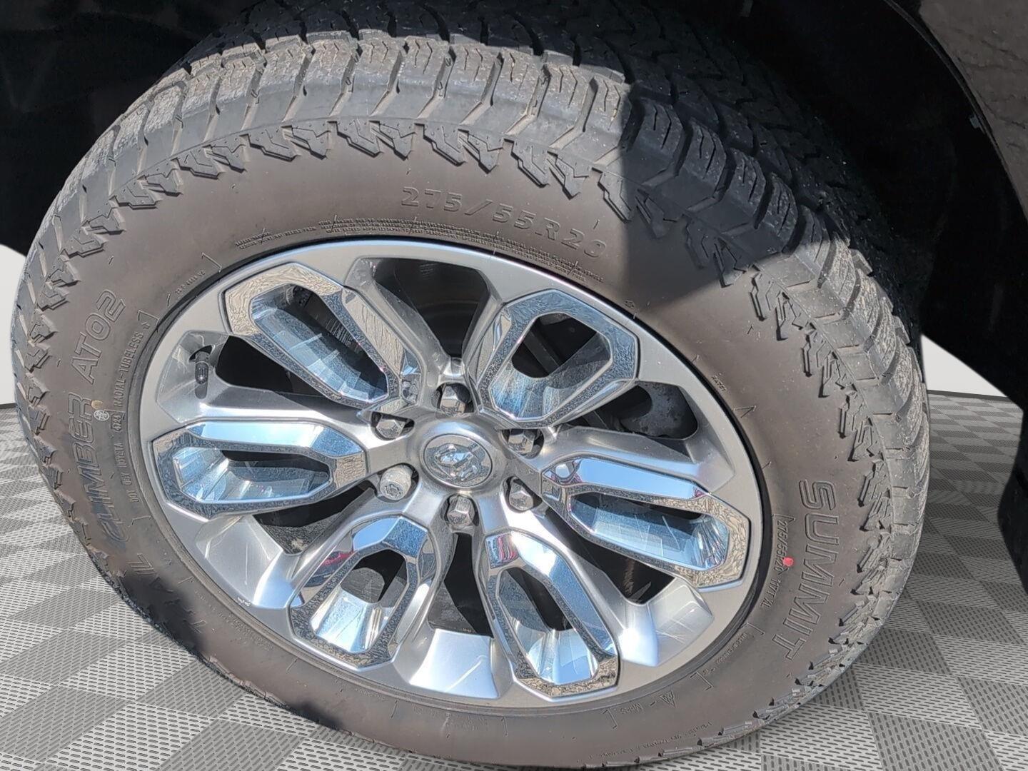 2023 RAM 1500 Laramie - 9