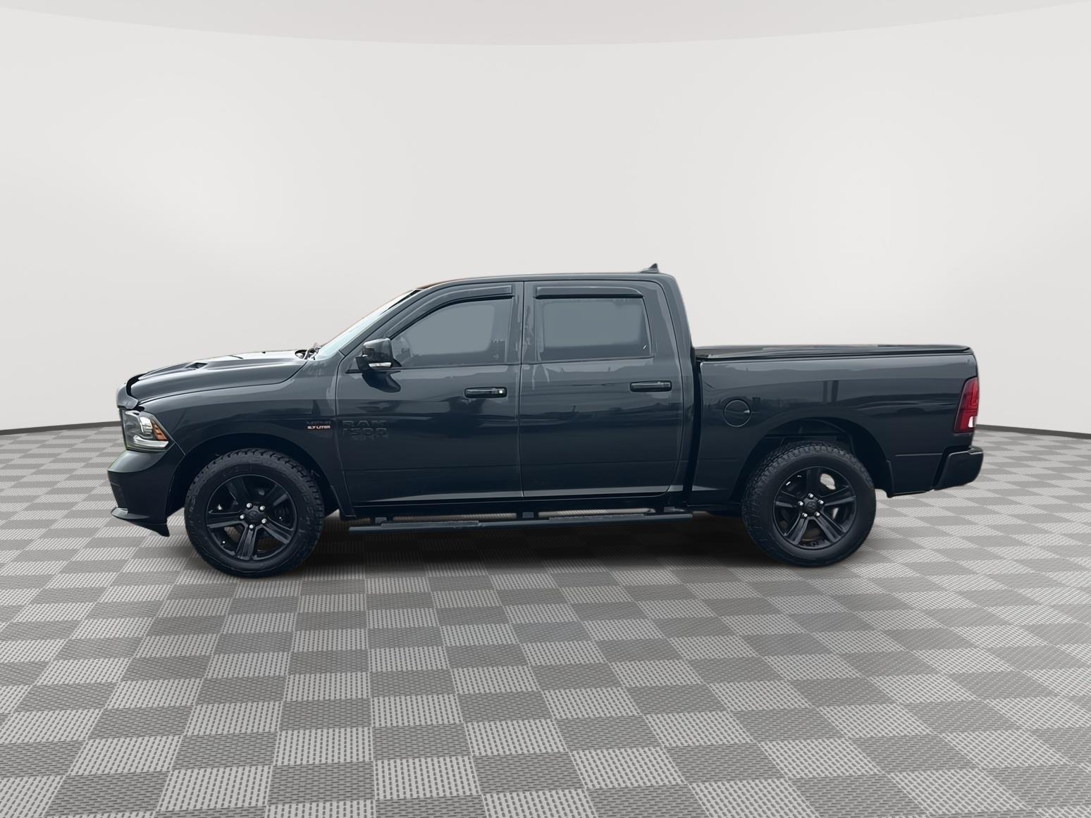 2016 RAM 1500 Sport - 1