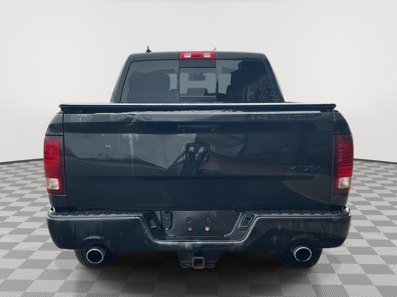2016 RAM 1500 Sport - 9