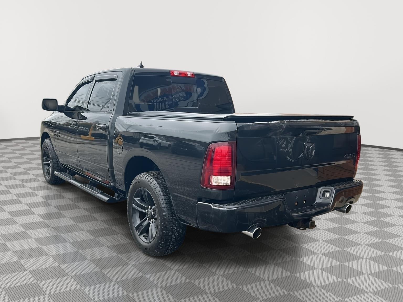 2016 RAM 1500 Sport - 7