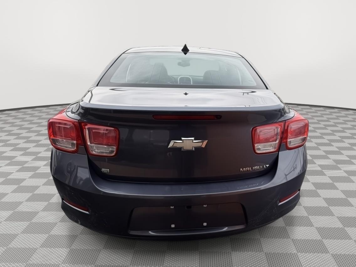 2014 Chevrolet Malibu LT - 3