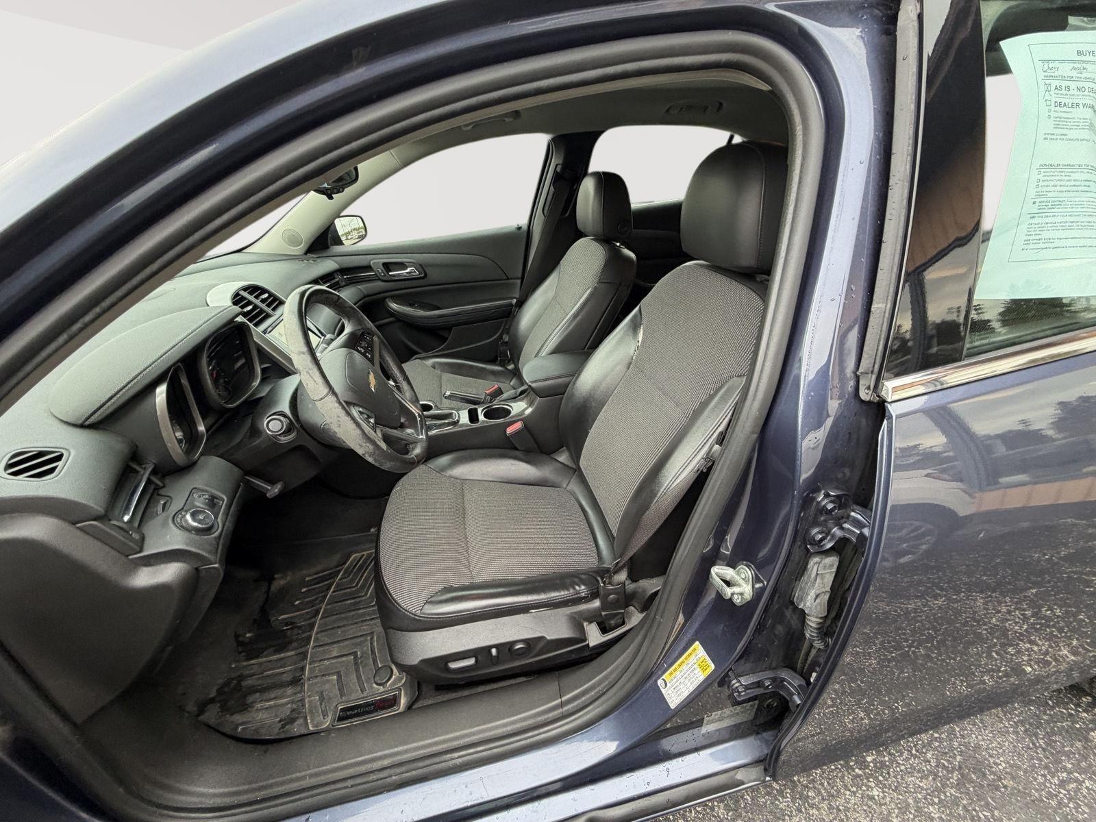 2014 Chevrolet Malibu LT - 10