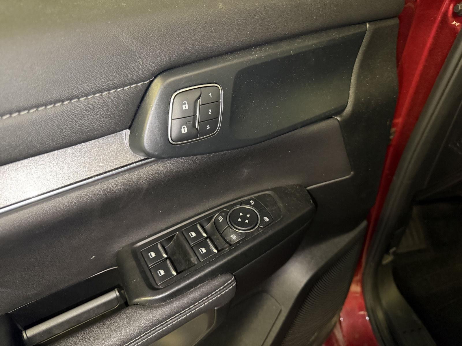 2025 Ford Ranger LARIAT - 9