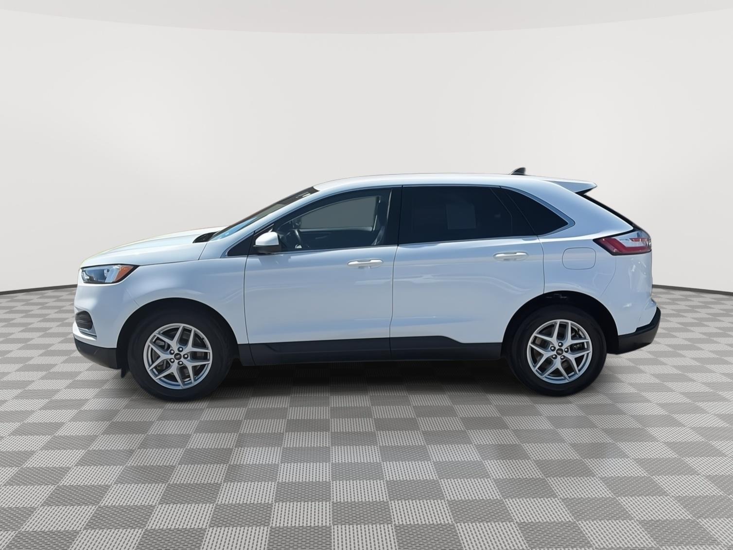 2024 Ford Edge SEL - 1