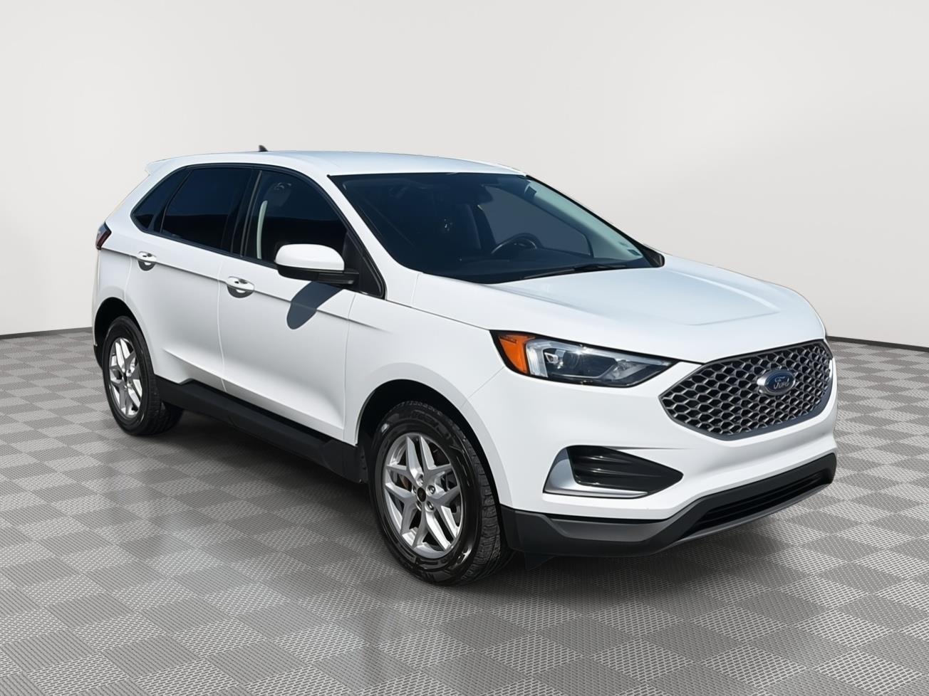 2024 Ford Edge SEL - 3
