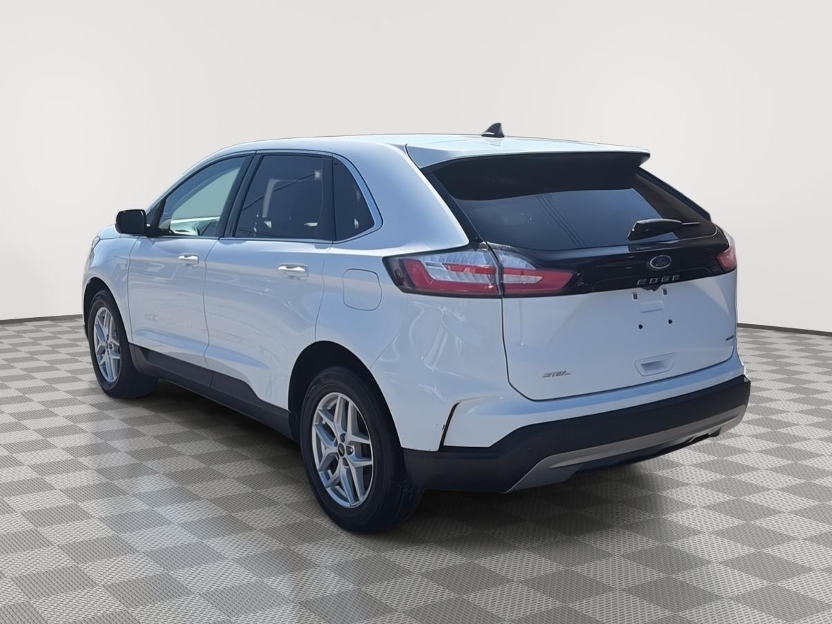 2024 Ford Edge SEL - 8