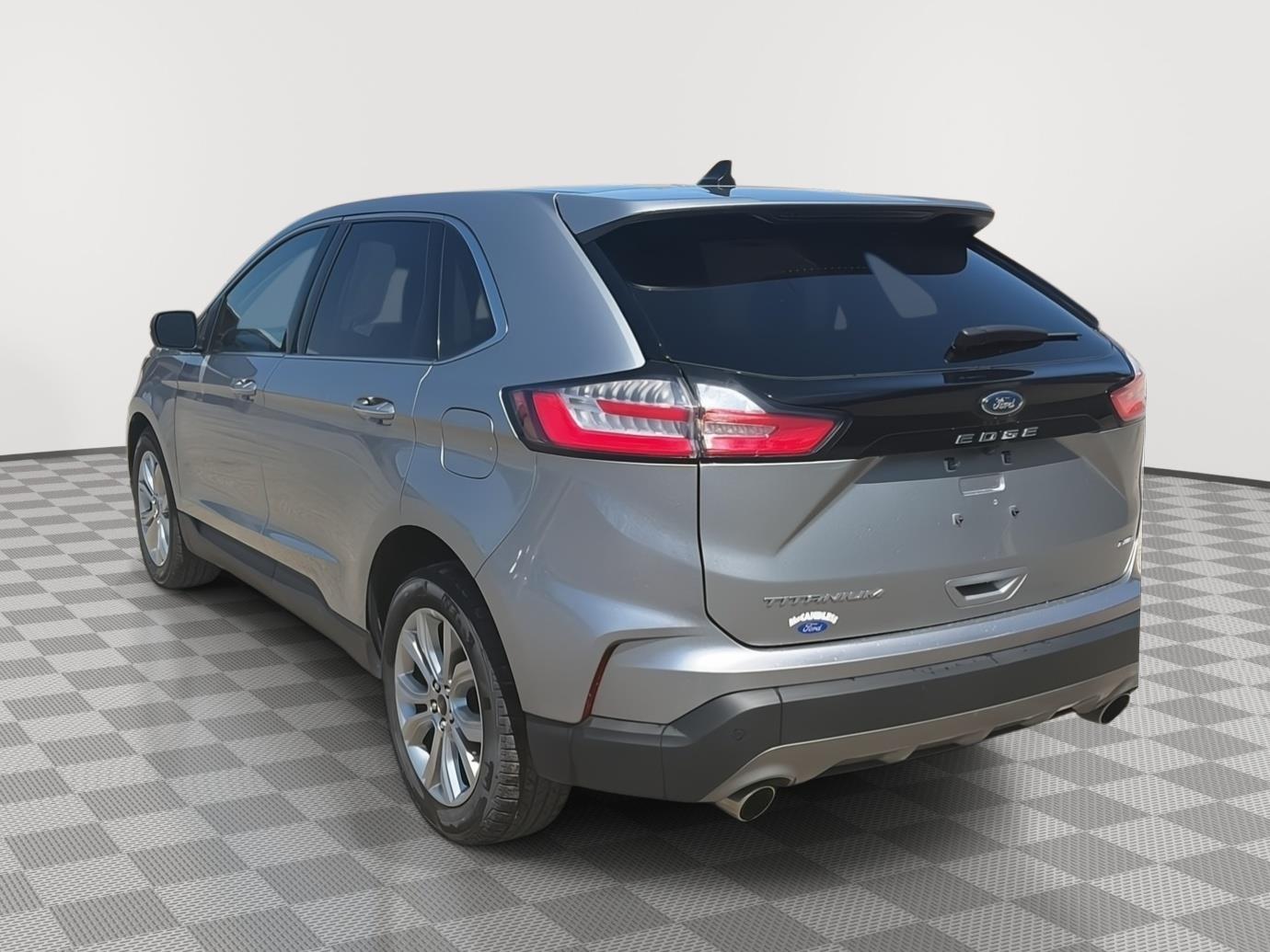 2024 Ford Edge Titanium - 10