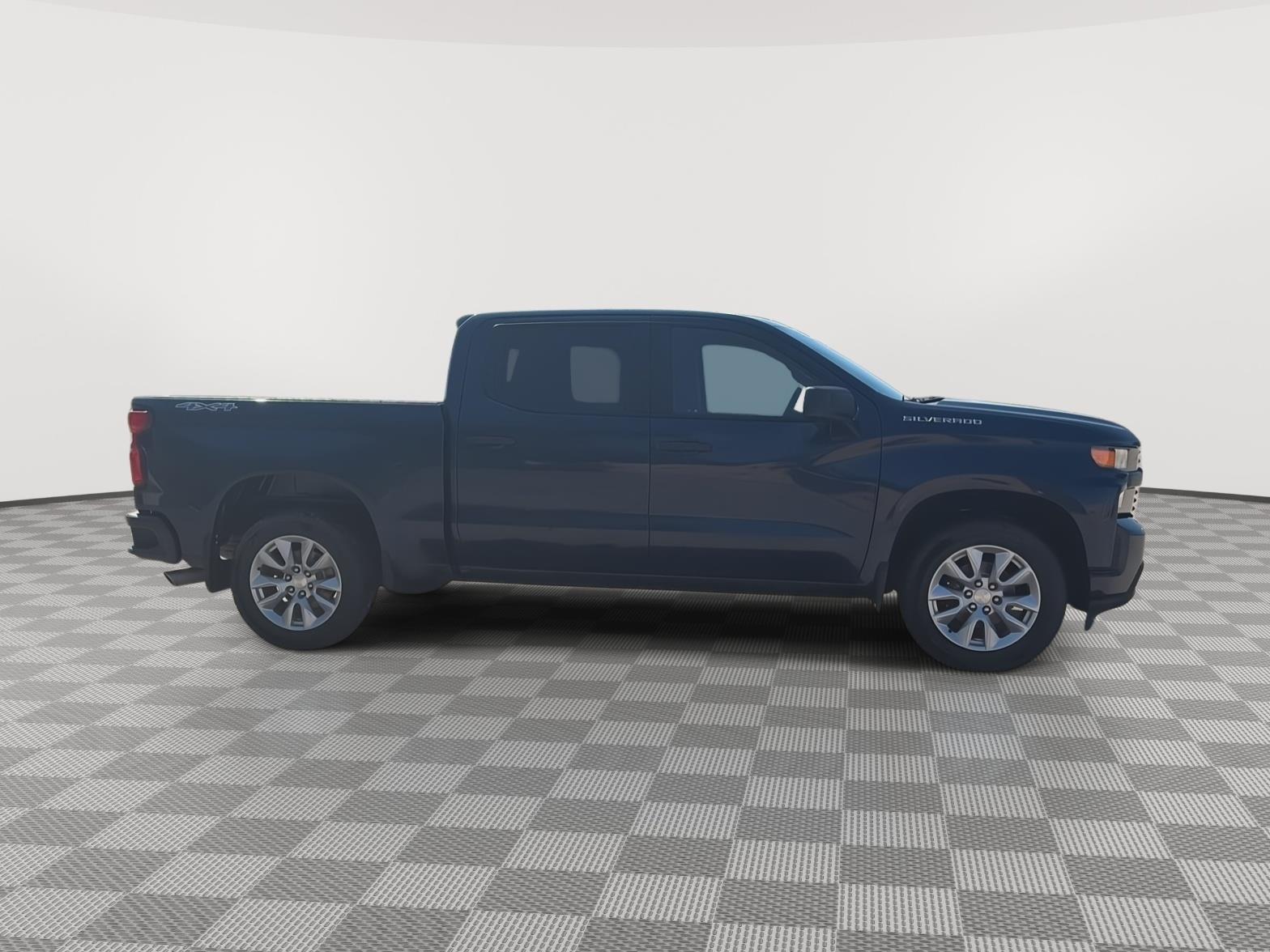 2021 Chevrolet Silverado 1500 Custom - 4