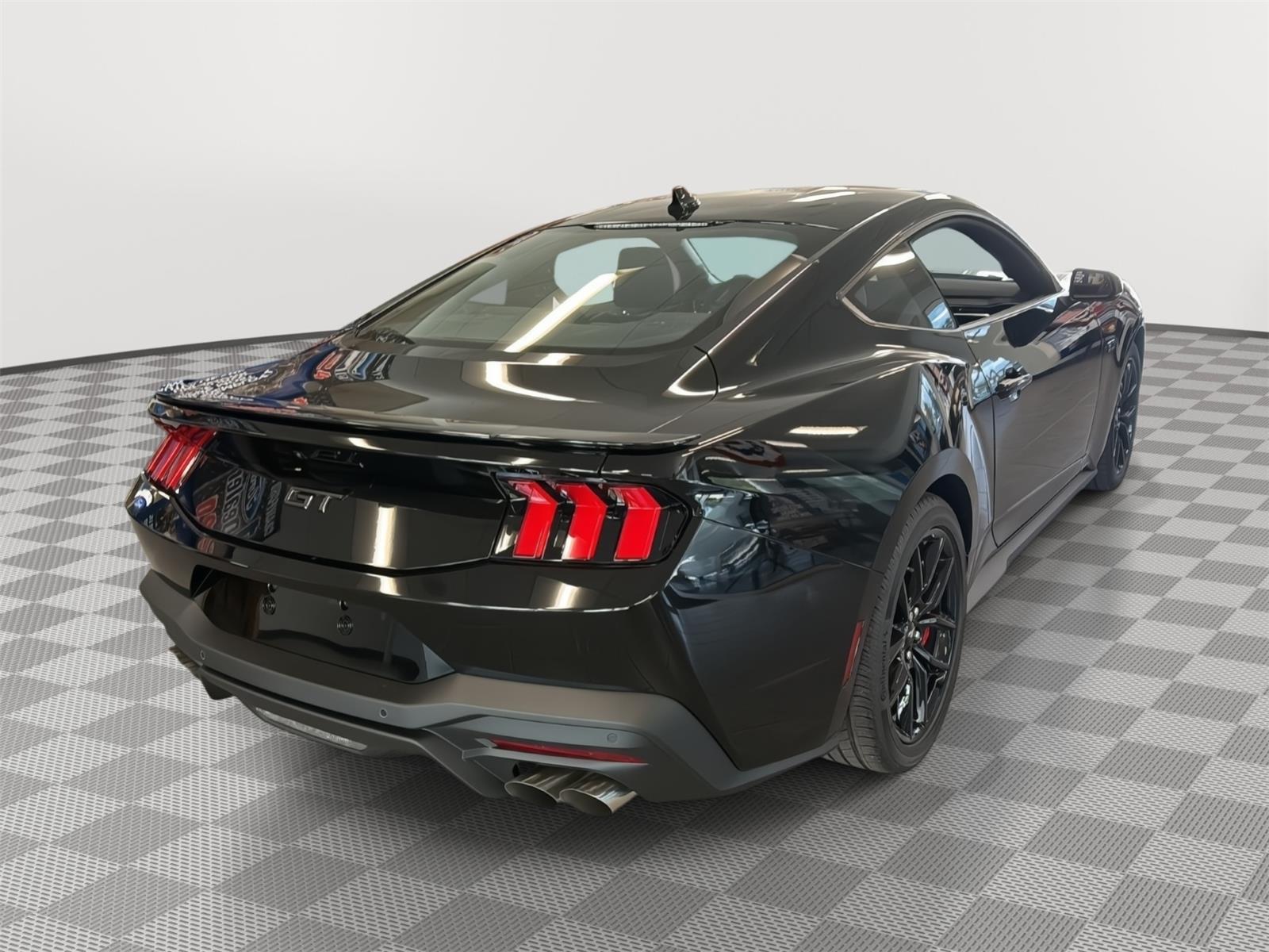 2025 Ford Mustang GT Premium - 3