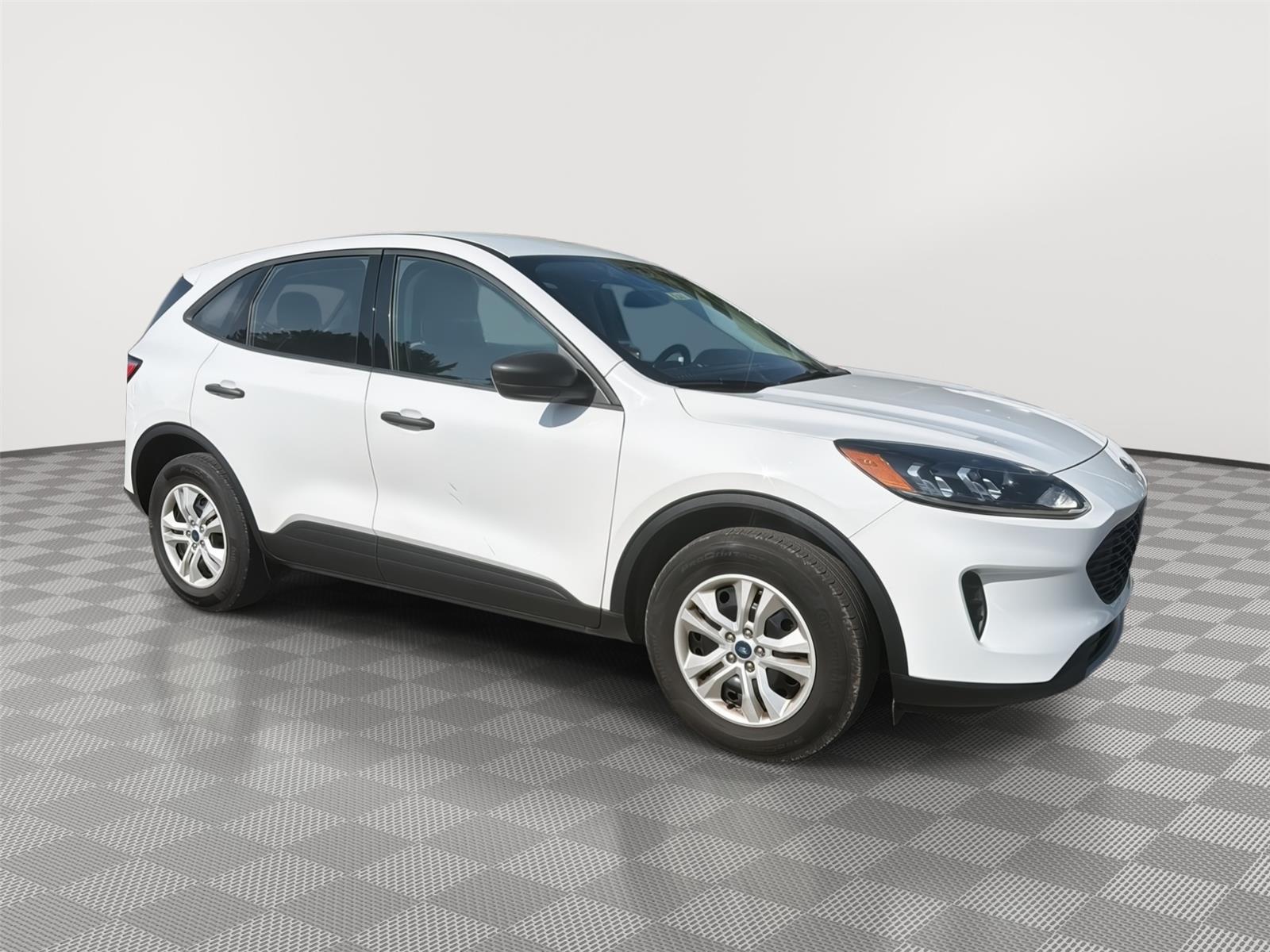 2022 Ford Escape S - 5