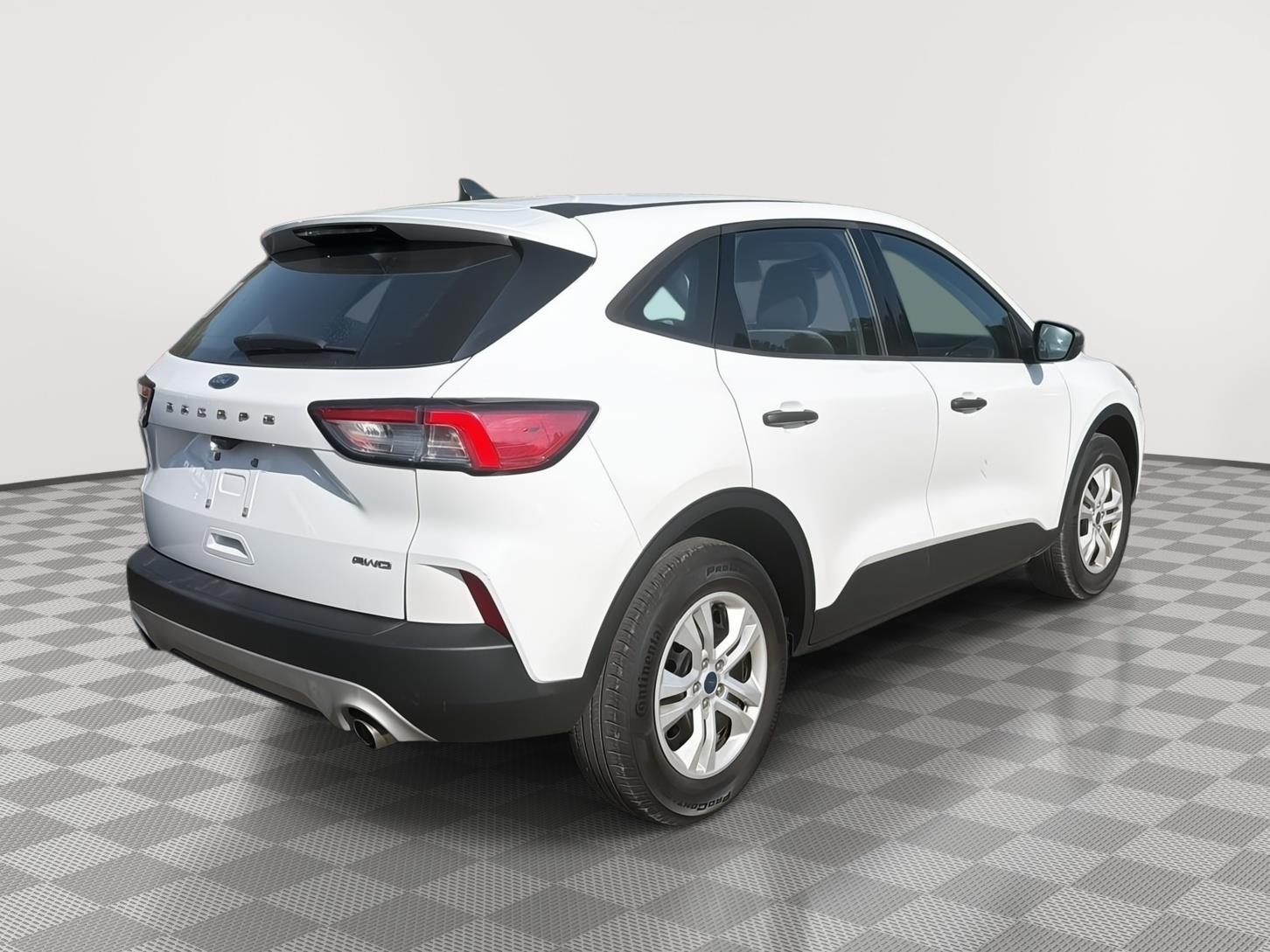 2022 Ford Escape S - 11