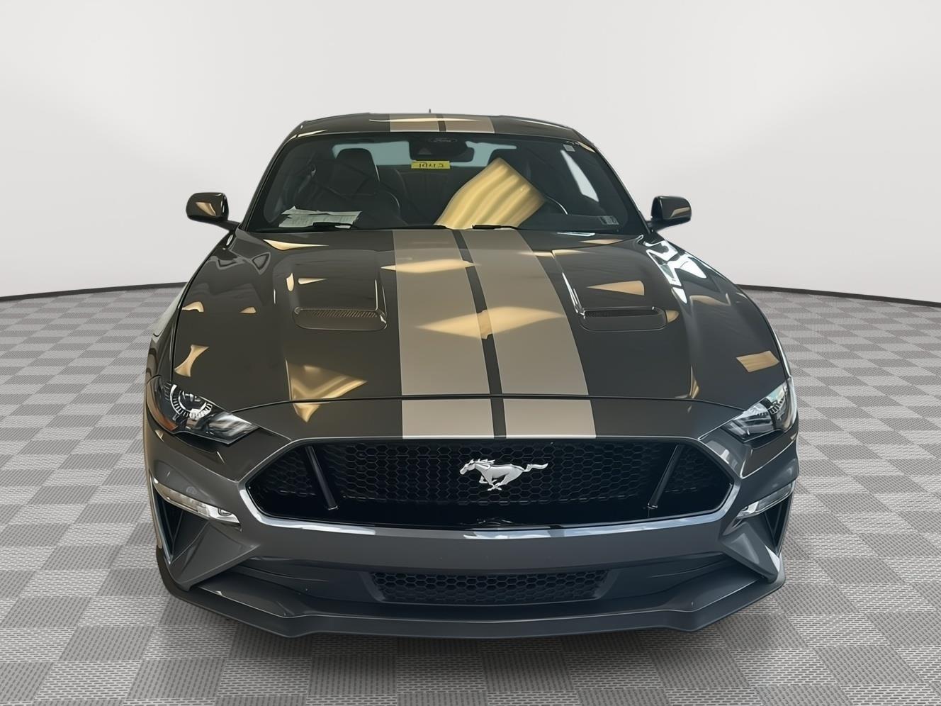 2021 Ford Mustang photo 23 of 27