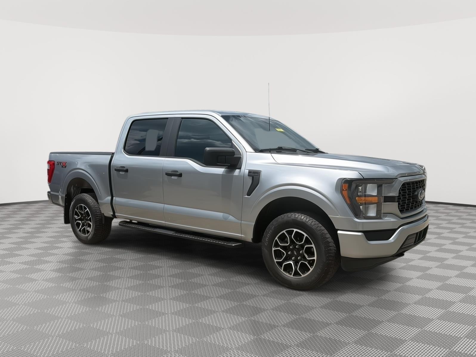 2023 Ford F-150 XL - 4