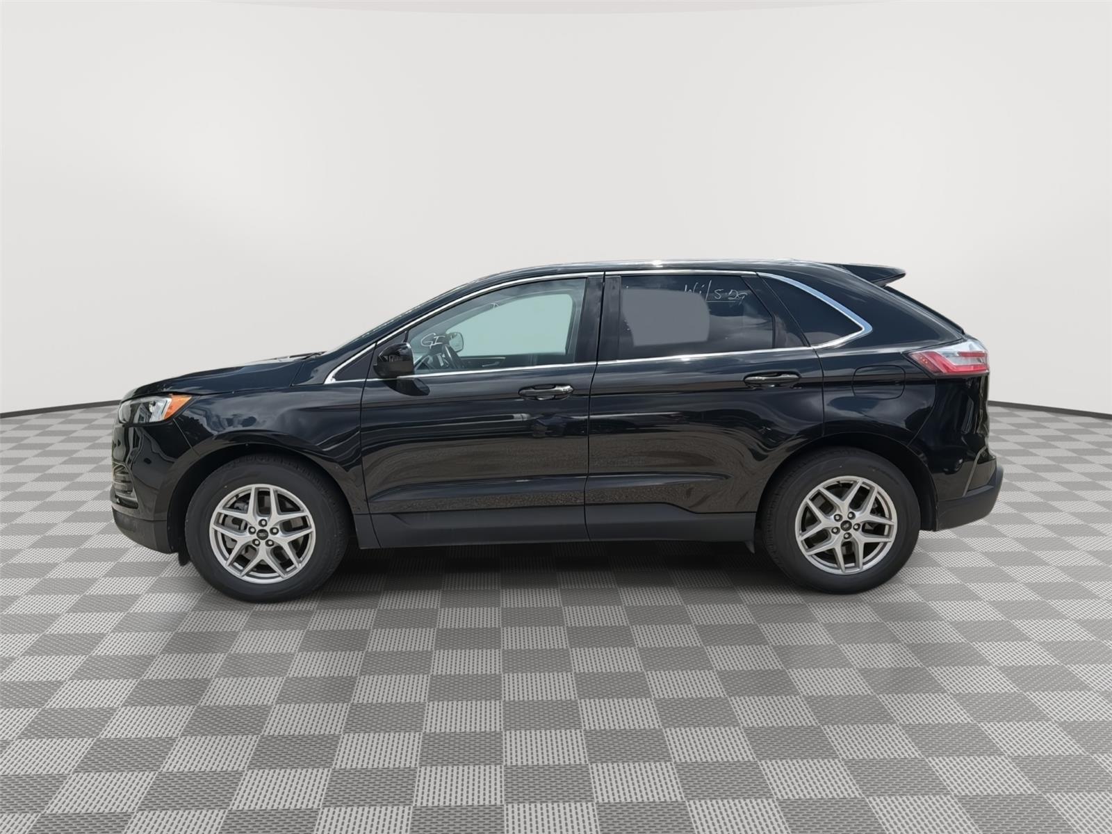 2024 Ford Edge SEL - 1