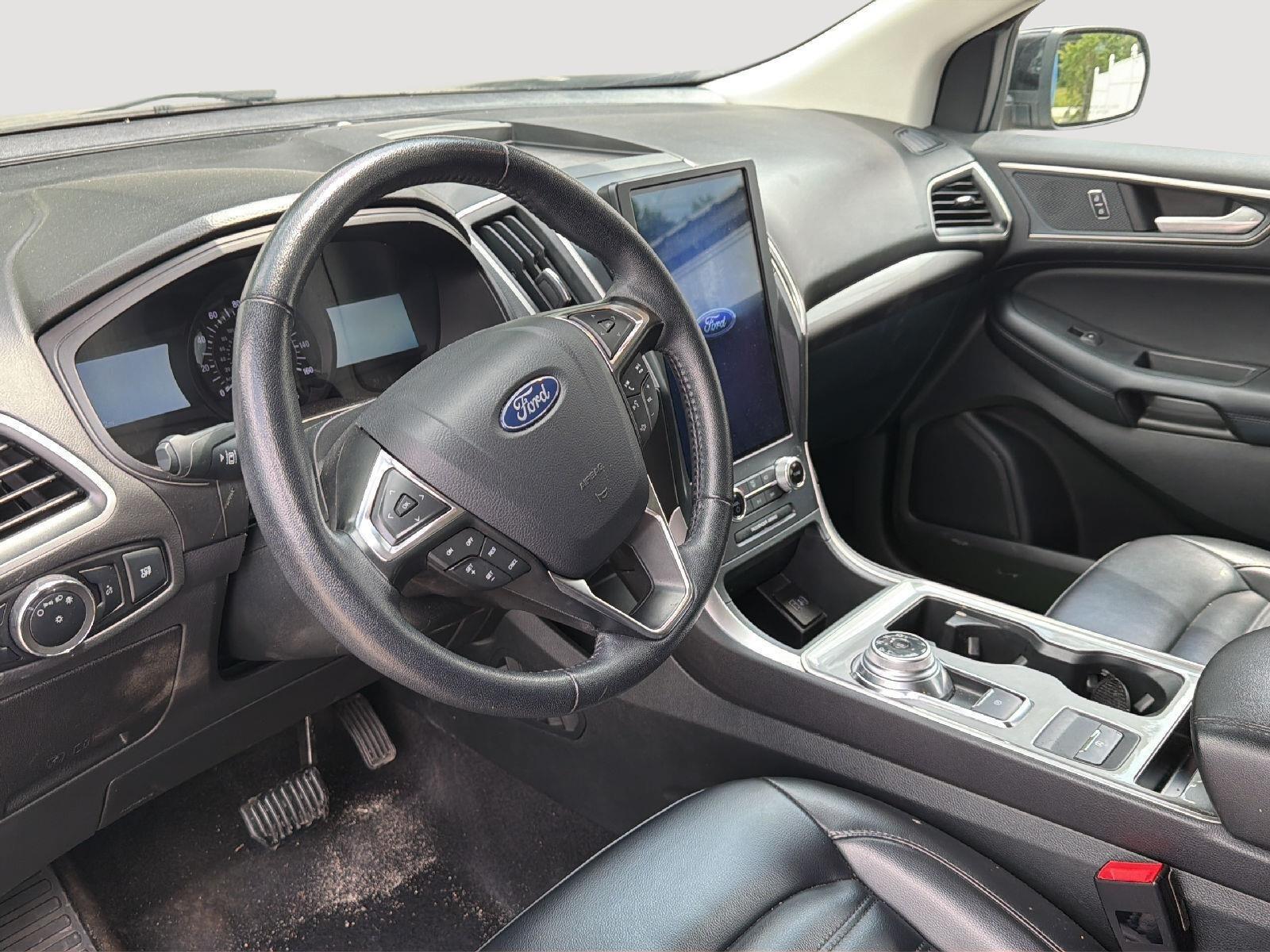2024 Ford Edge SEL - 9