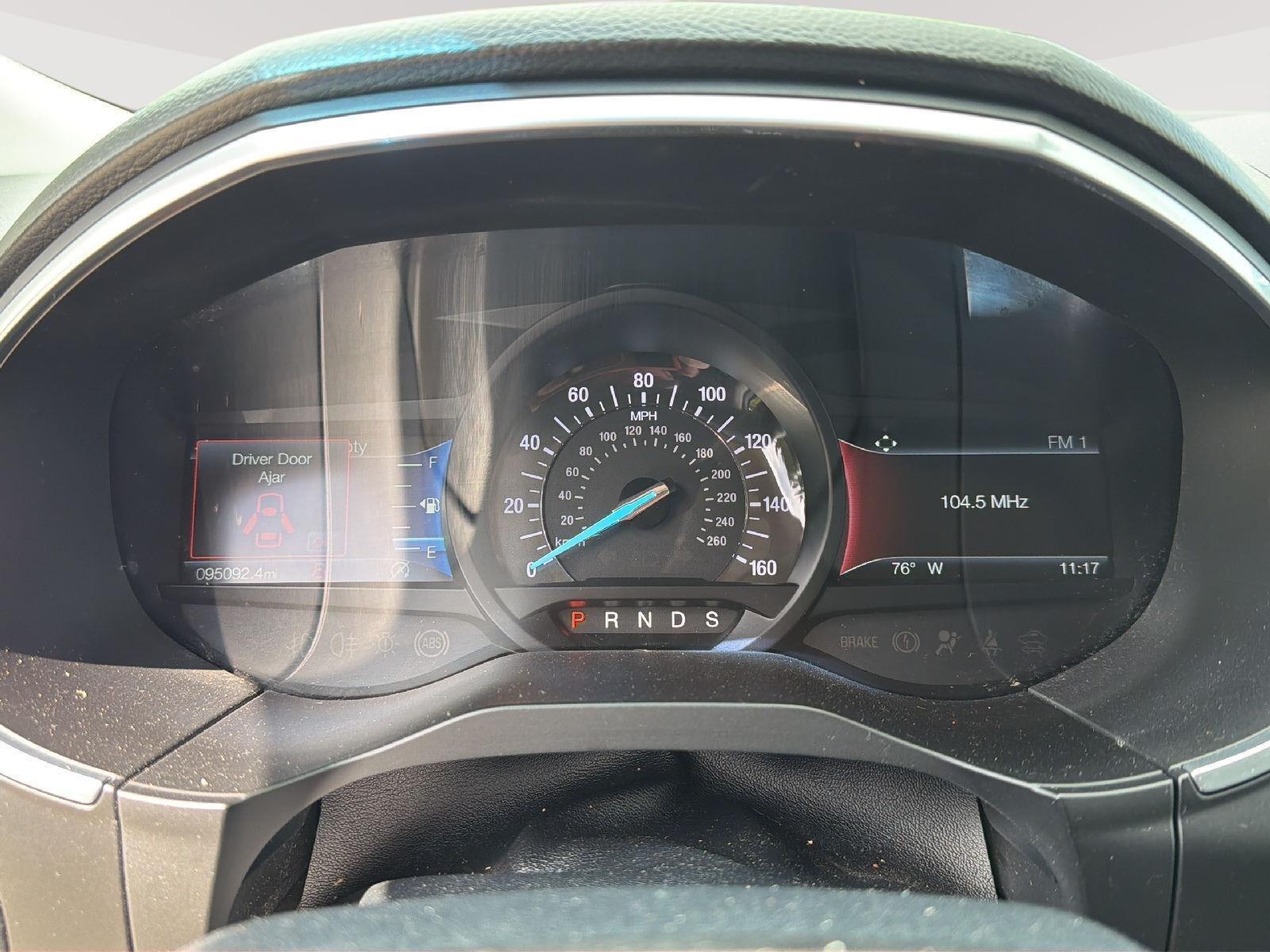 2019 Ford Edge photo 14 of 28