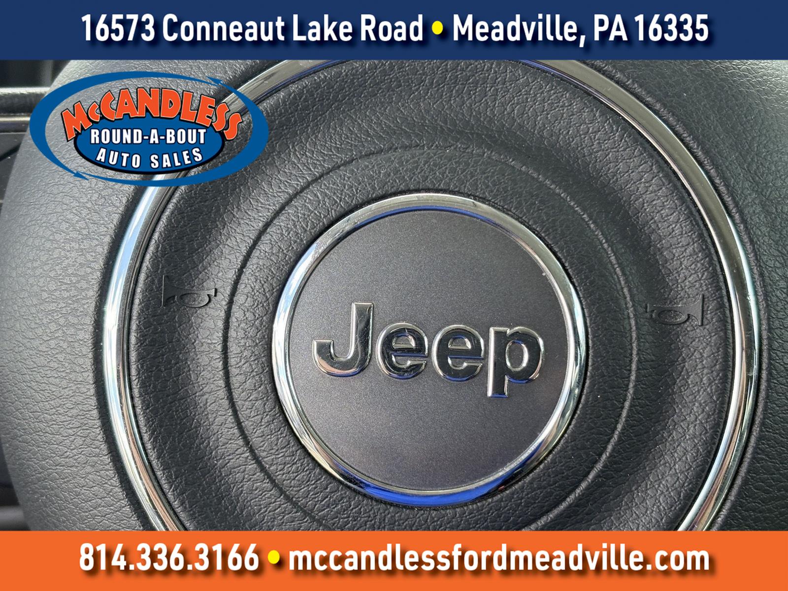 Alpine White Clearcoat 2021 Jeep Renegade SUV / Crossover Four-Wheel Drive 9-Speed Automatic