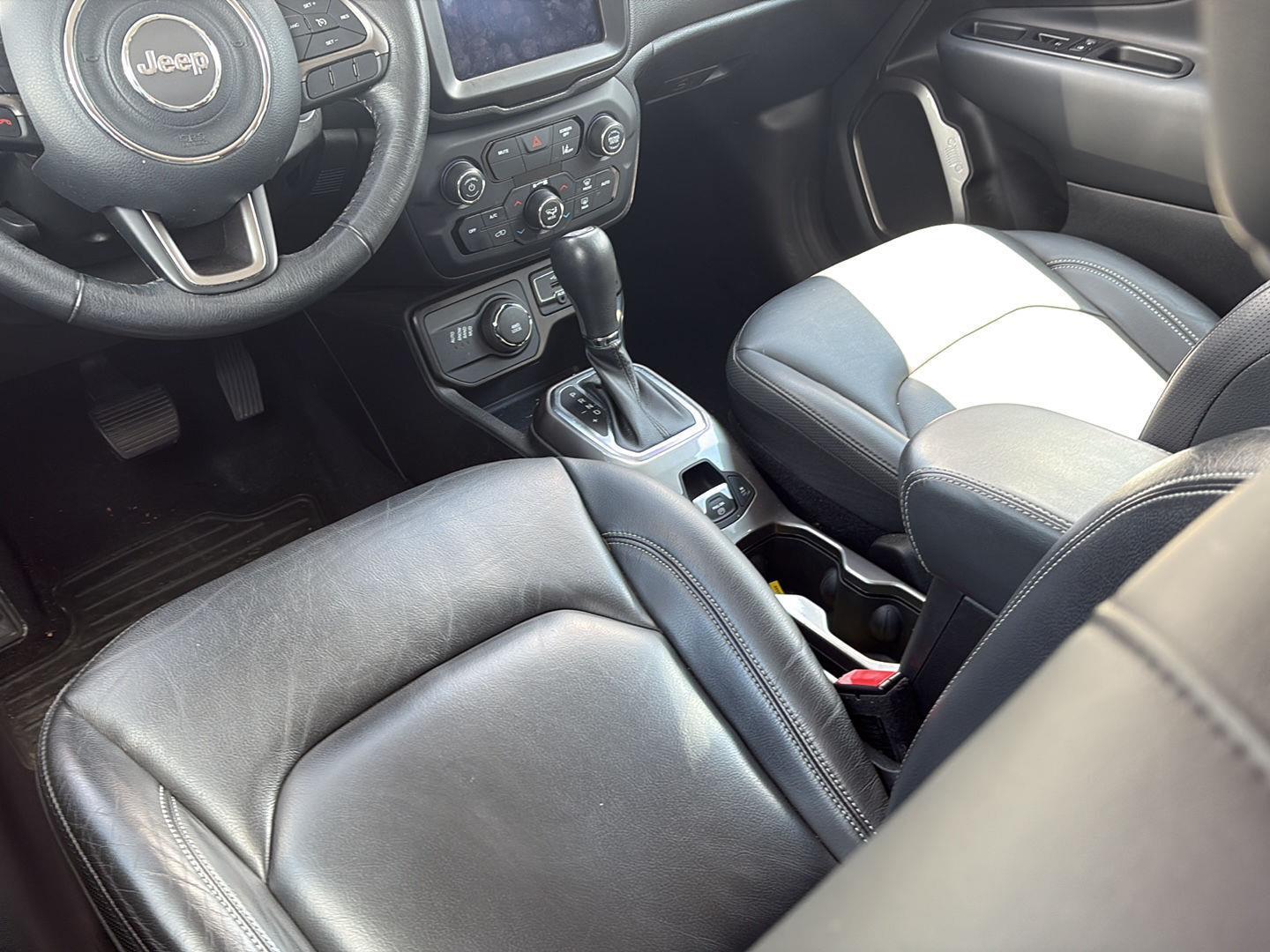 2021 Jeep Renegade photo 15 of 25