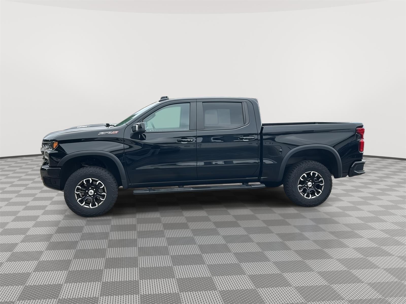 2024 Chevrolet Silverado 1500 ZR2 - 1