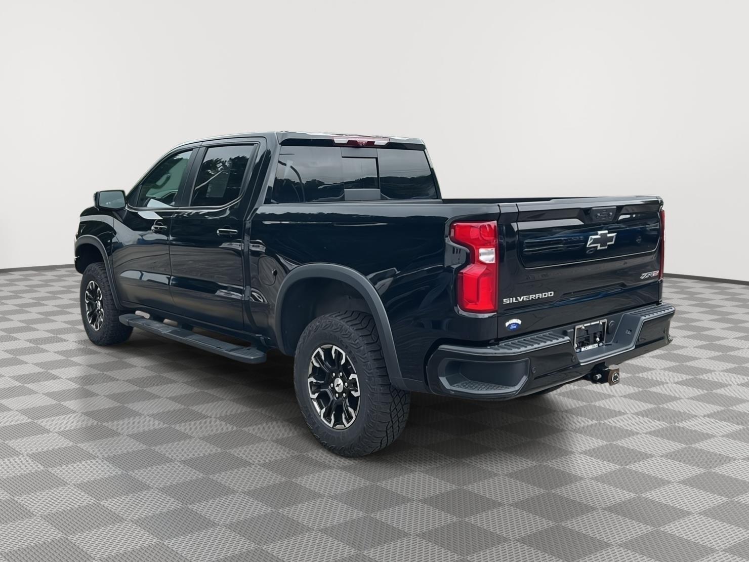 2024 Chevrolet Silverado 1500 ZR2 - 8