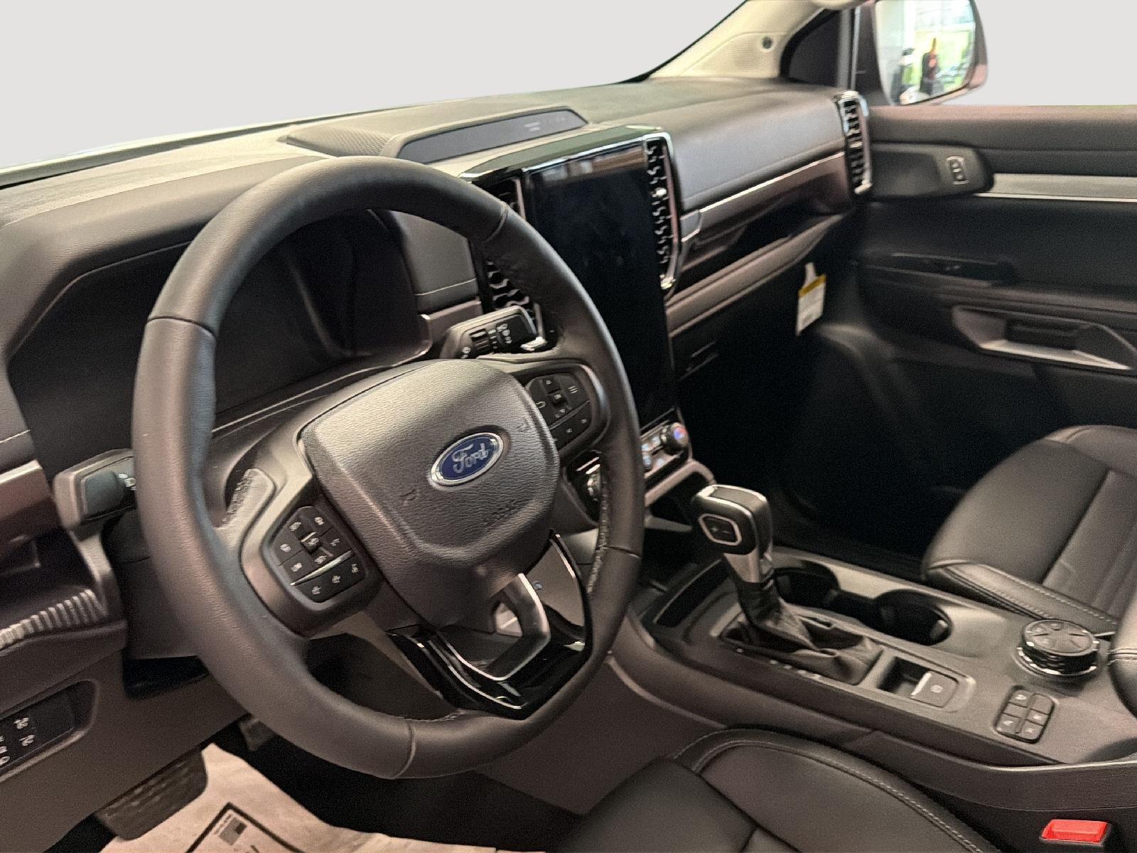 2025 Ford Ranger LARIAT - 10