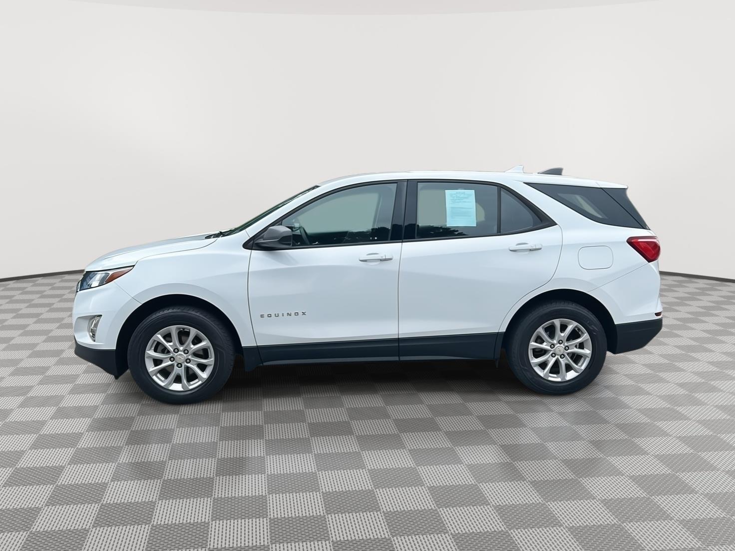 2024 Chevrolet Equinox LT - 1
