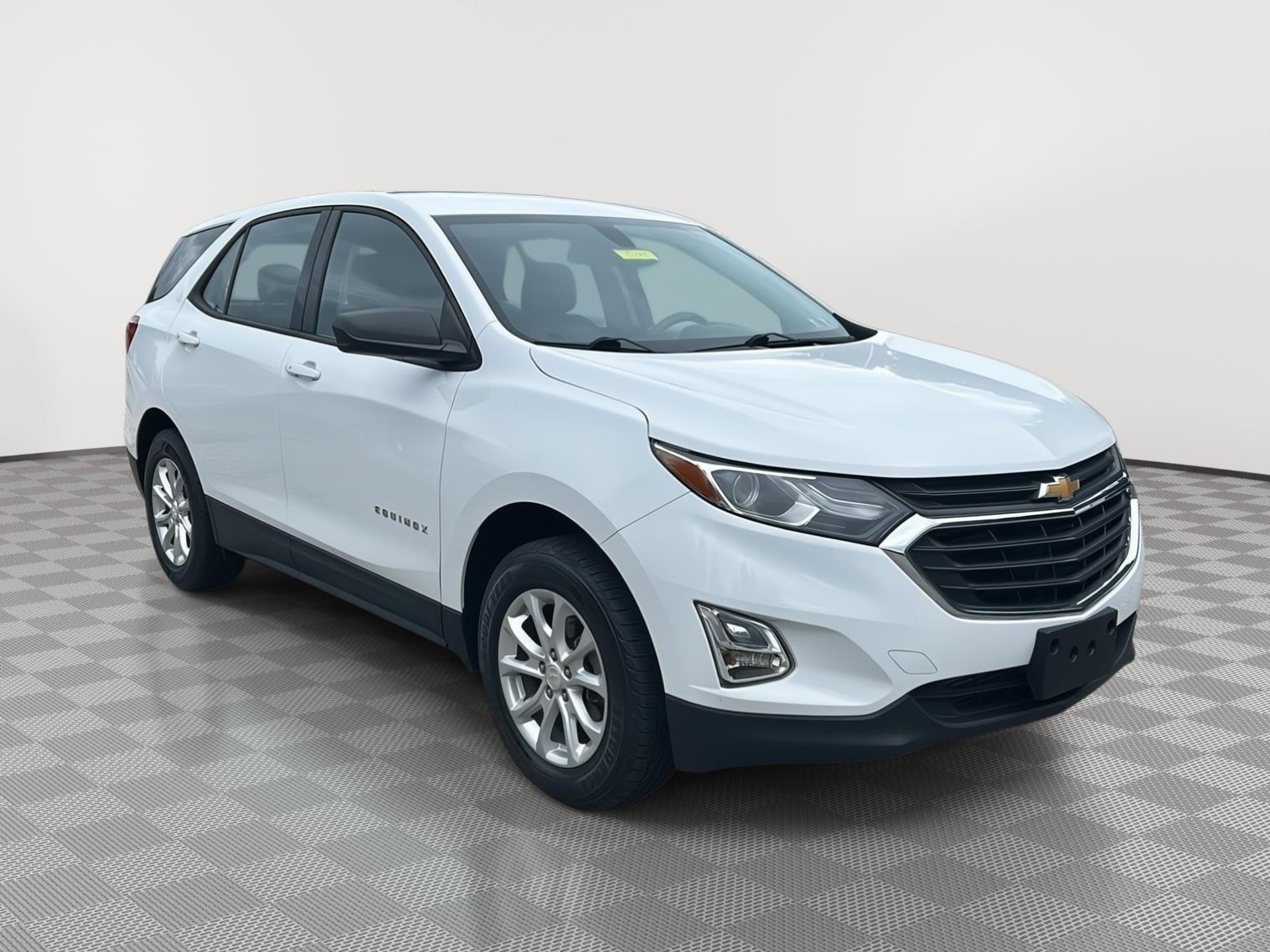 2024 Chevrolet Equinox LT - 3