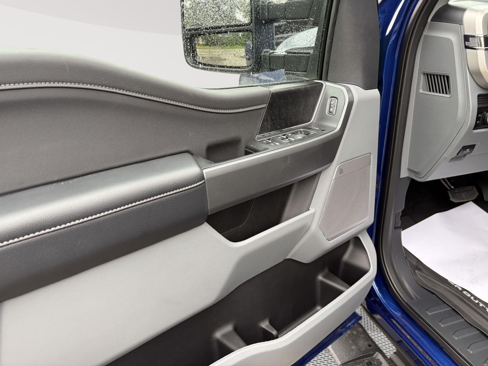 2026 Ford Super Duty F-350 Srw XLT - 11
