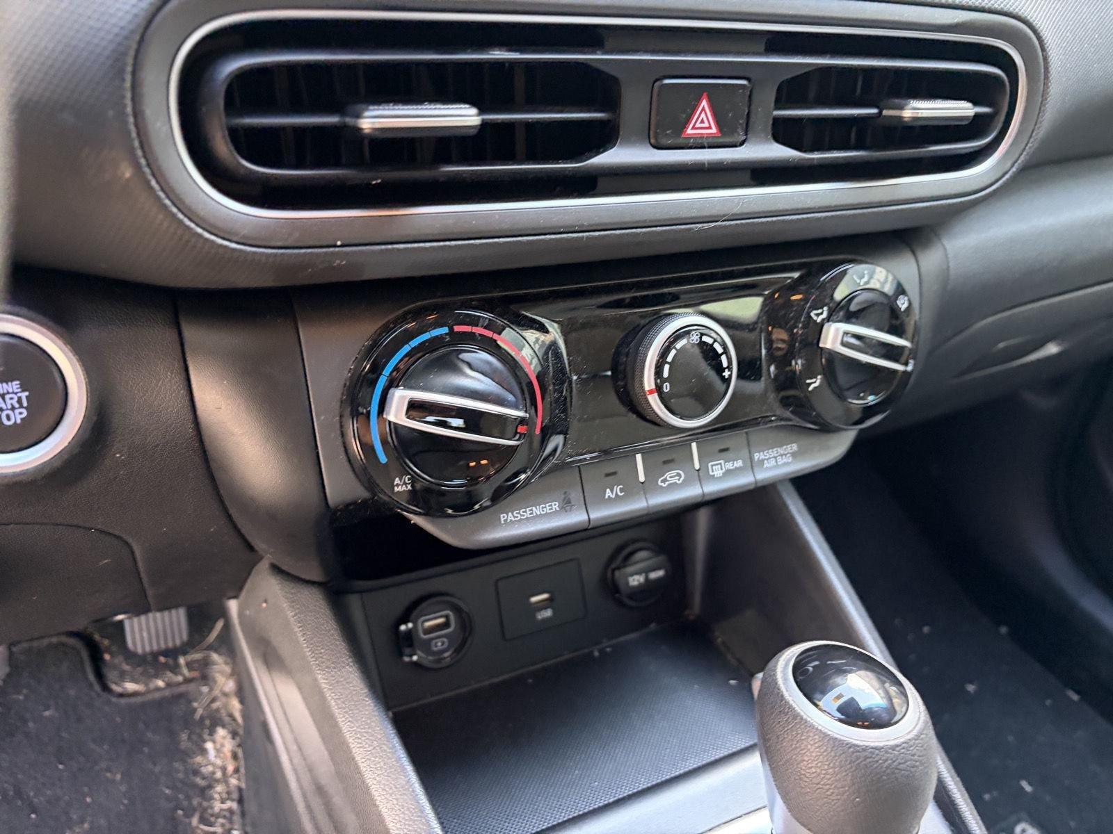 2023 Hyundai Kona photo 11 of 18