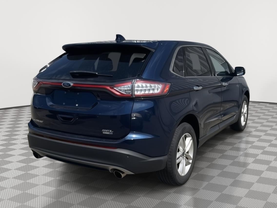 2017 Ford Edge photo 6 of 25