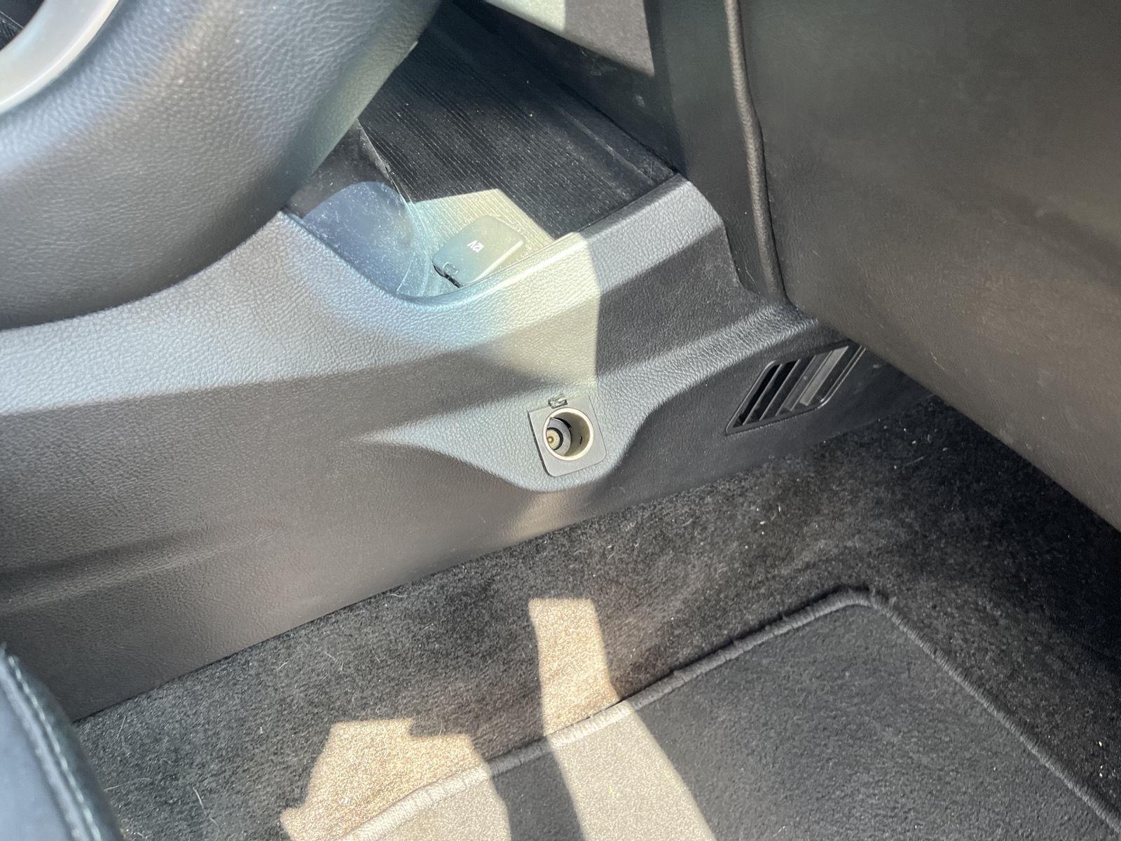 2017 Ford Edge photo 21 of 25