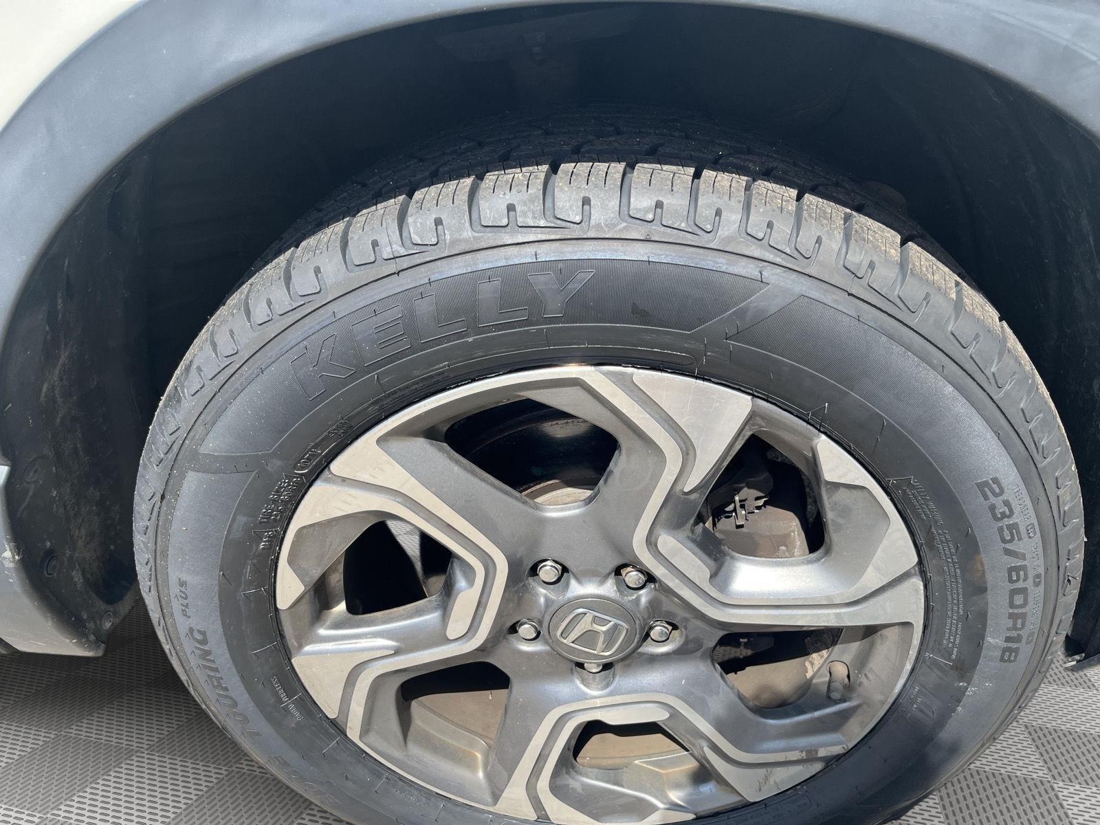 2018 Honda CR-V photo 7 of 24