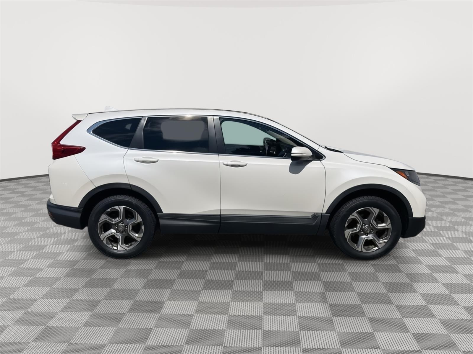 2018 Honda CR-V photo 9 of 24