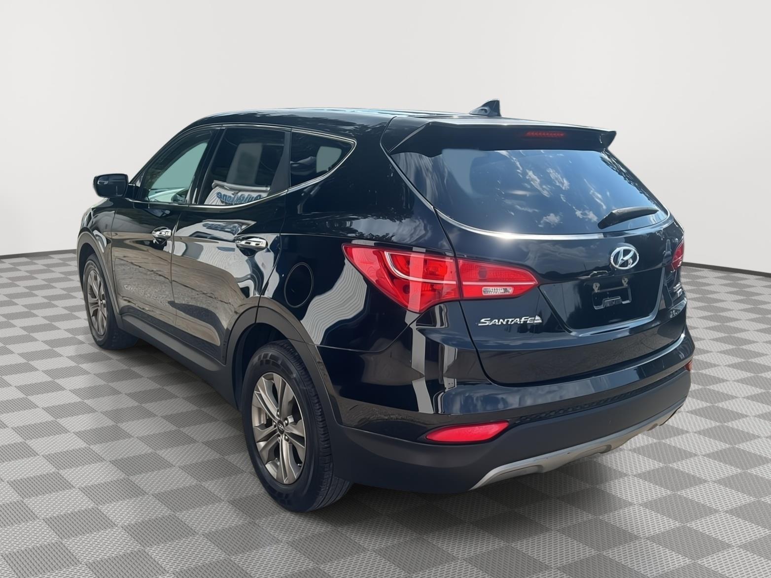 2016 Hyundai Santa Fe Sport photo 3 of 30