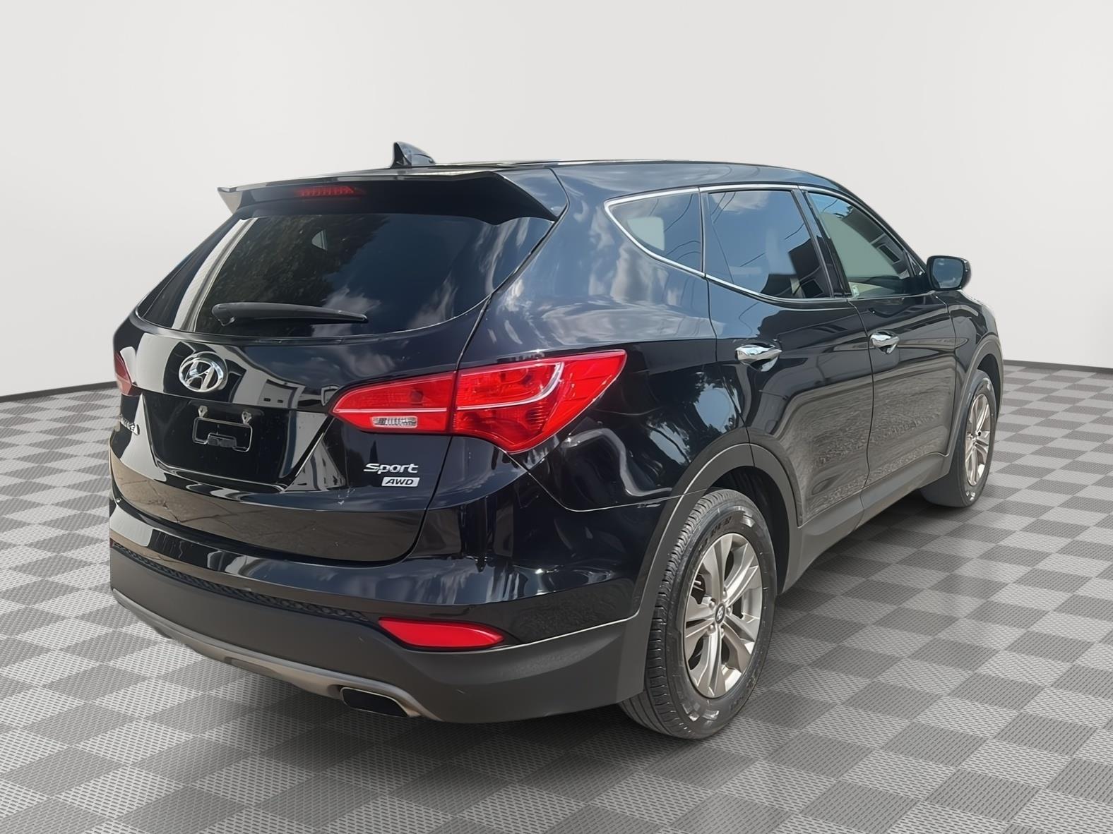 2016 Hyundai Santa Fe Sport photo 5 of 30