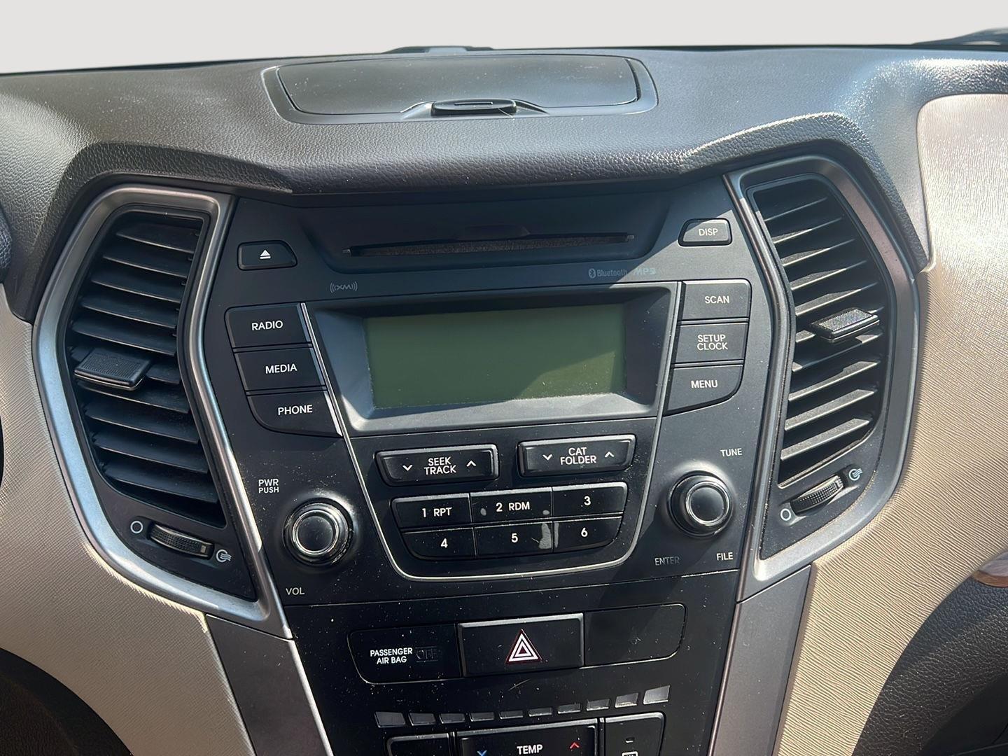 2016 Hyundai Santa Fe Sport photo 16 of 30