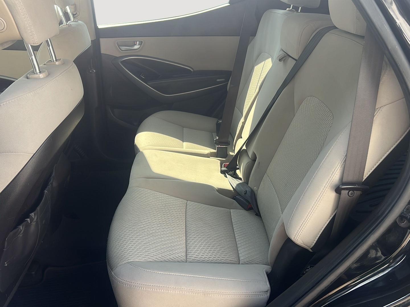2016 Hyundai Santa Fe Sport photo 21 of 30