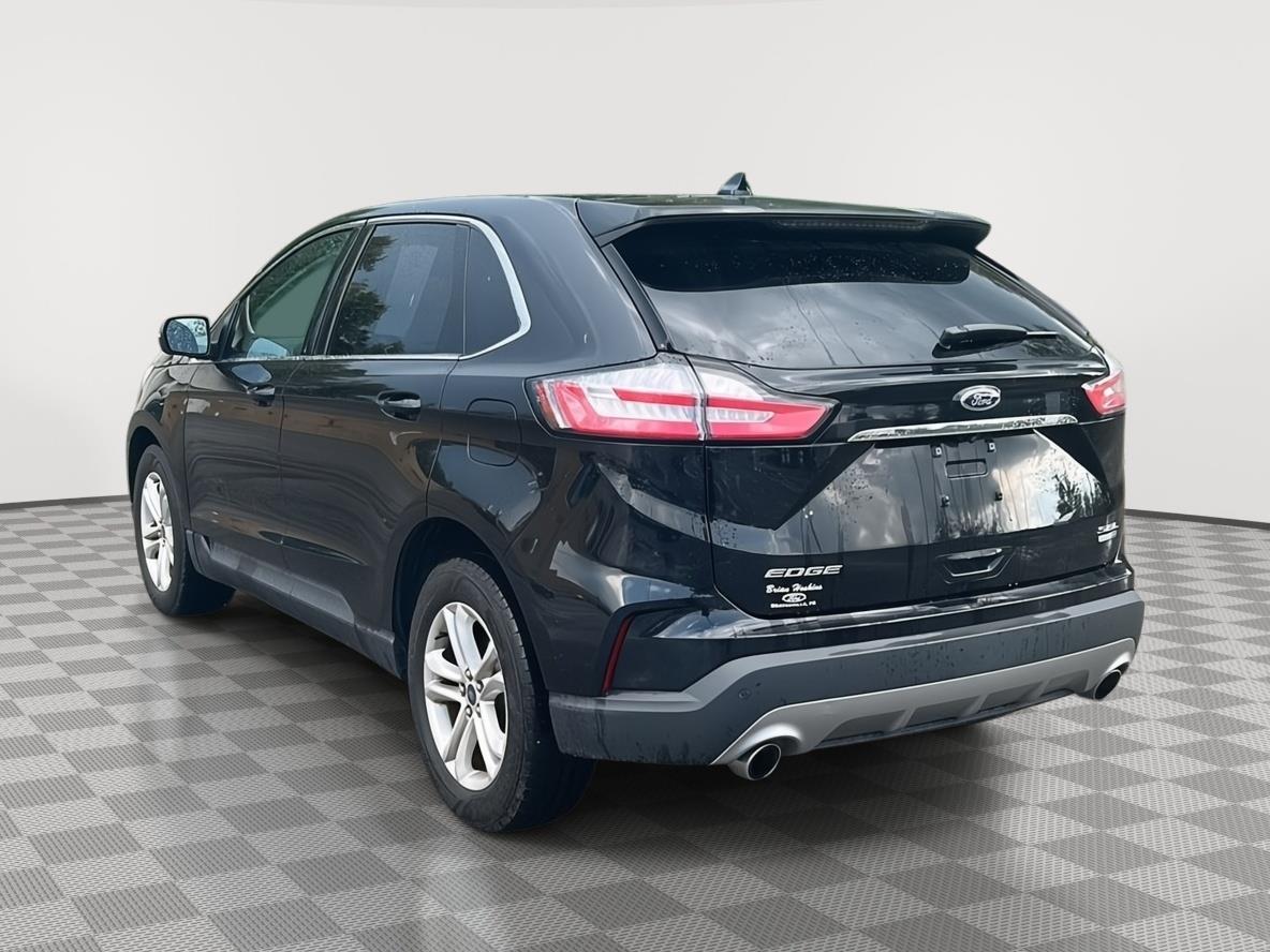 2019 Ford Edge photo 8 of 25