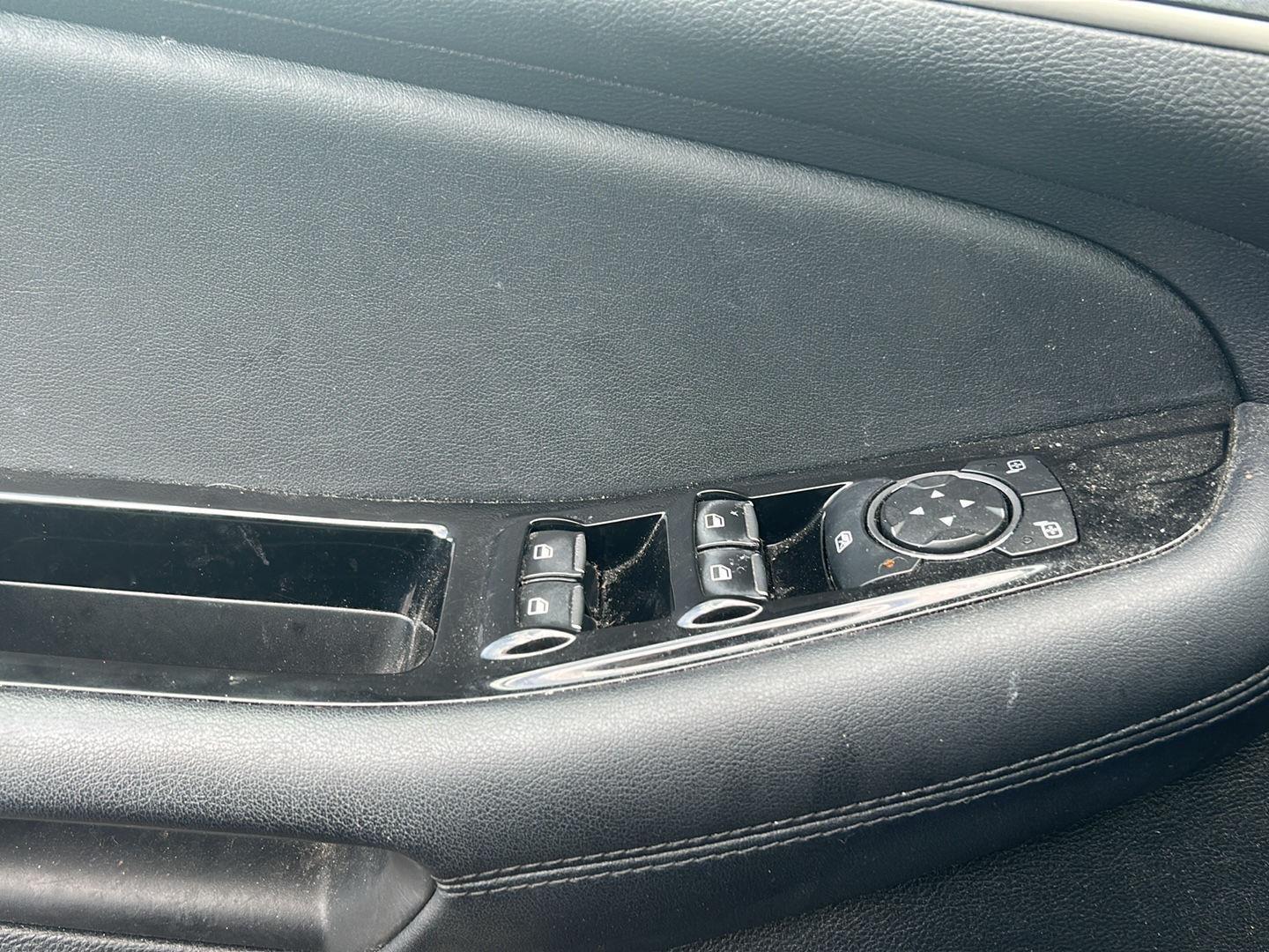 2019 Ford Edge photo 21 of 25