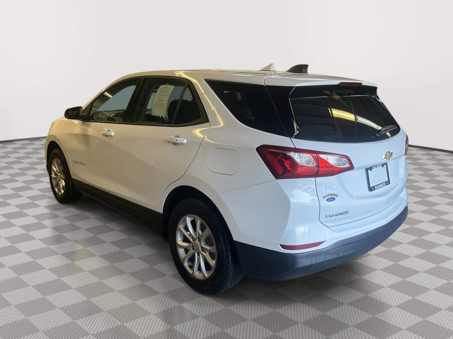 2019 Chevrolet Equinox LS - 3